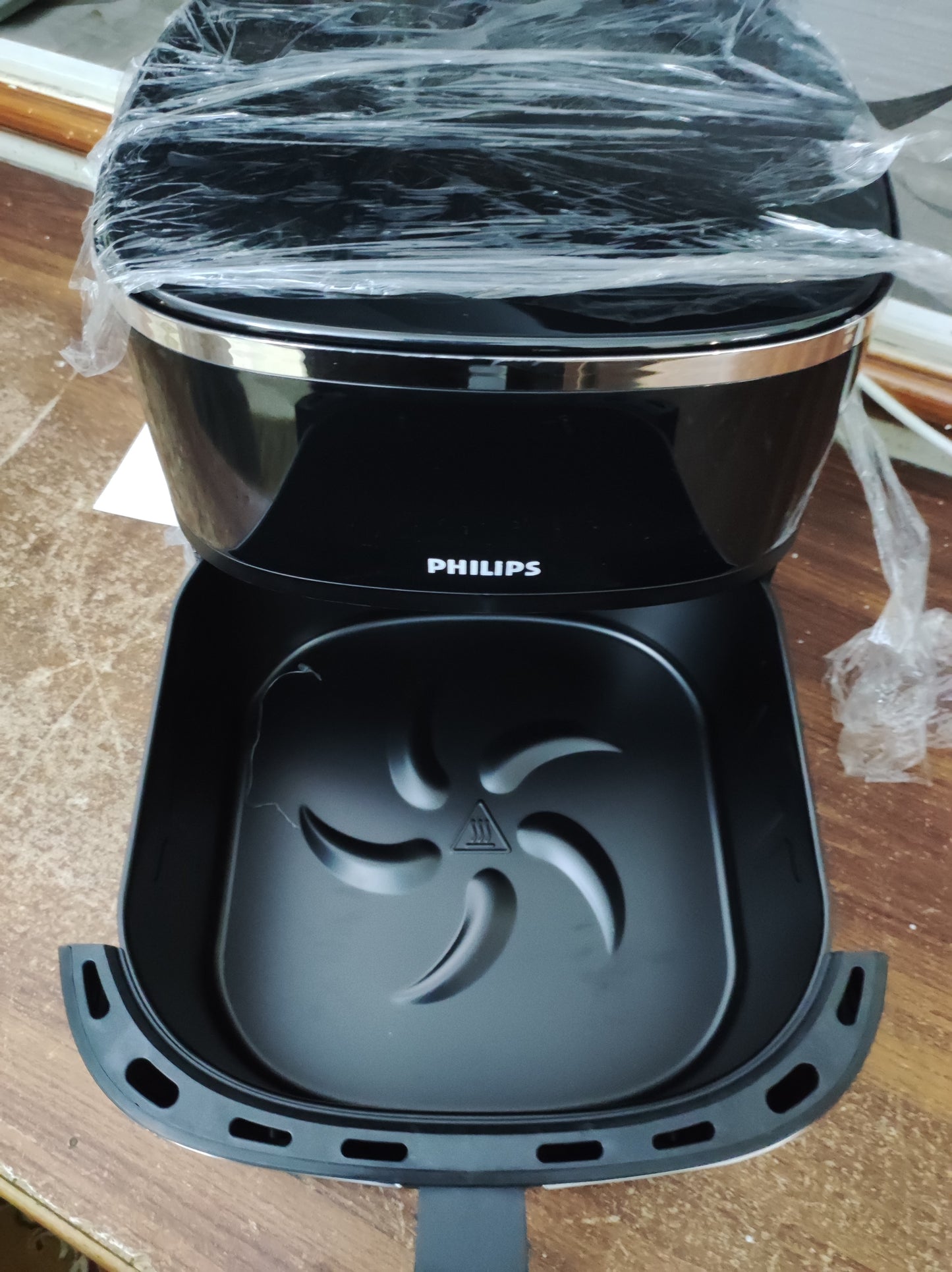 Philips 8 Liter Multifunction Air Fryer HD665