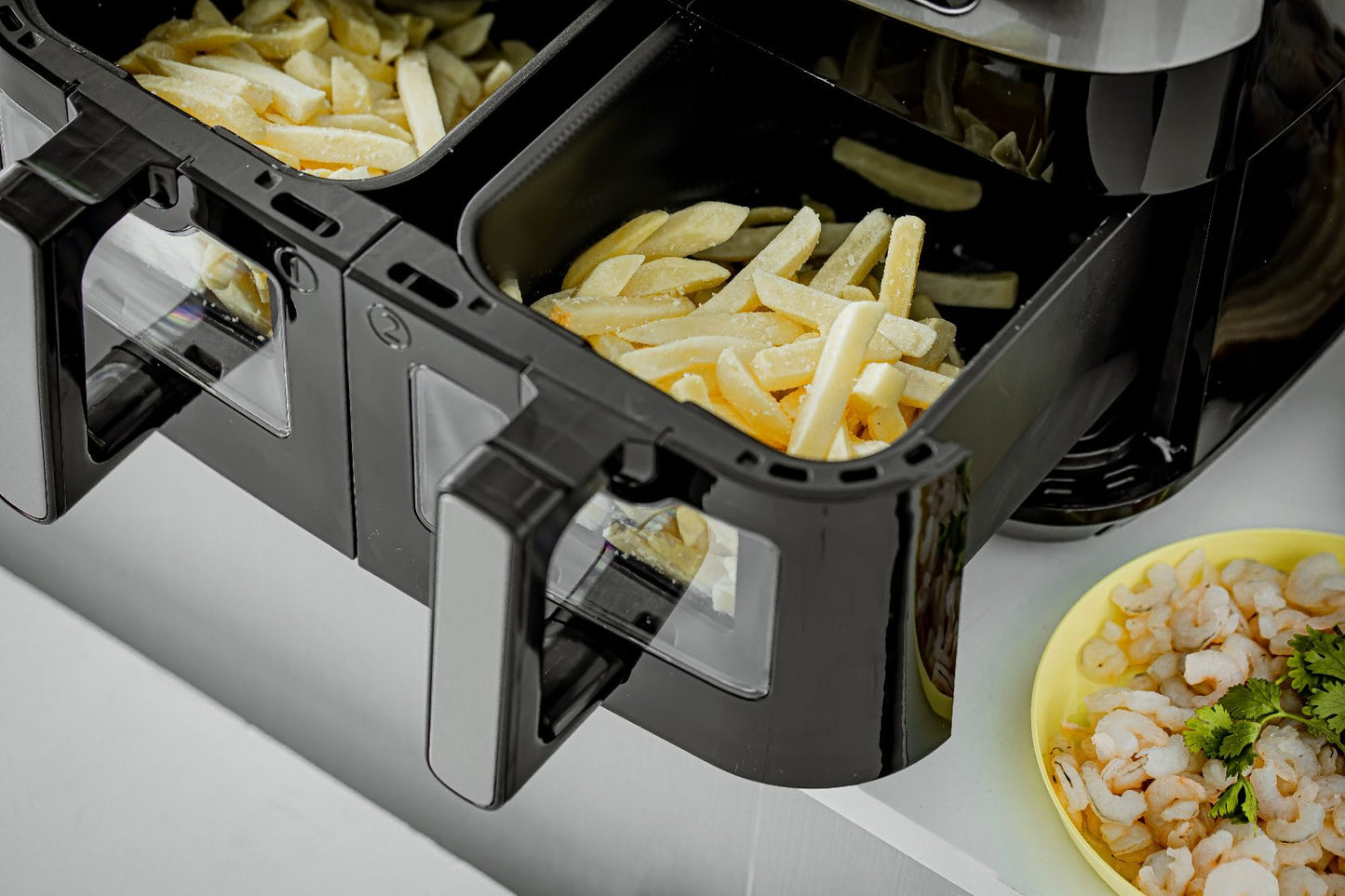 Geepas 9 L Dual Basket Digital Air Fryer- GAF37525UK| Equipped With VORTEX Air Frying Technology, Oil Free Cooking| LED Display With Touch Screen
