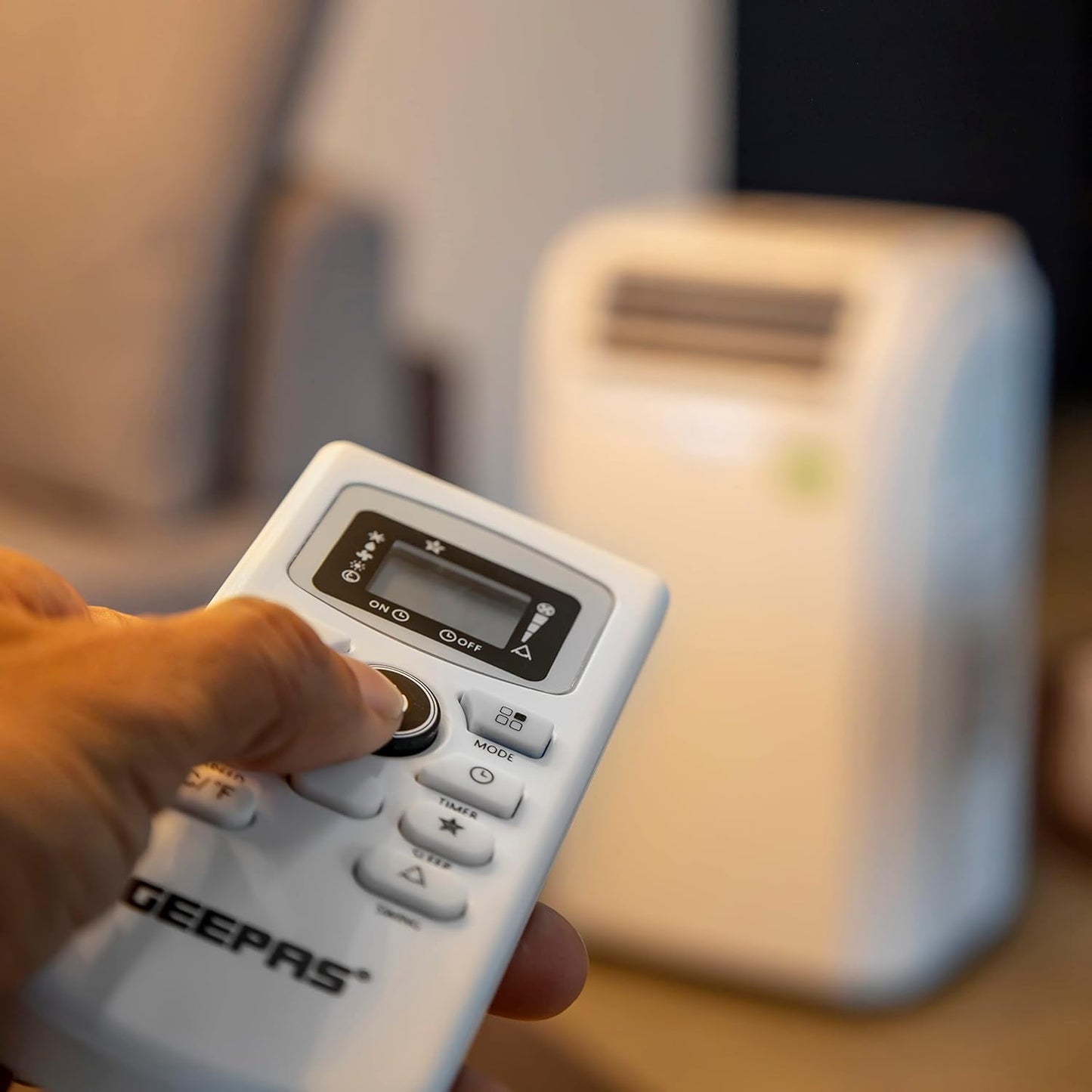 Geepas Portable AC + Heater / Hot & Cool Portable AC & Dehumidifier 12000BTU 1-Ton ( GAC9465 )