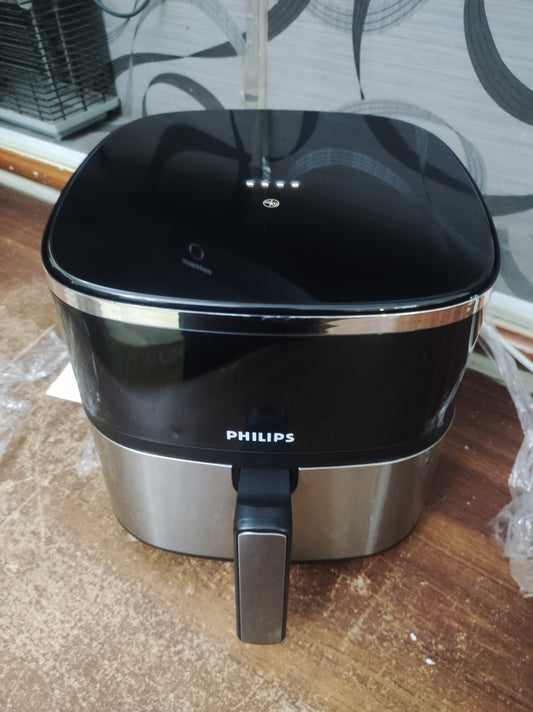 Philips 8 Liter Multifunction Air Fryer HD665